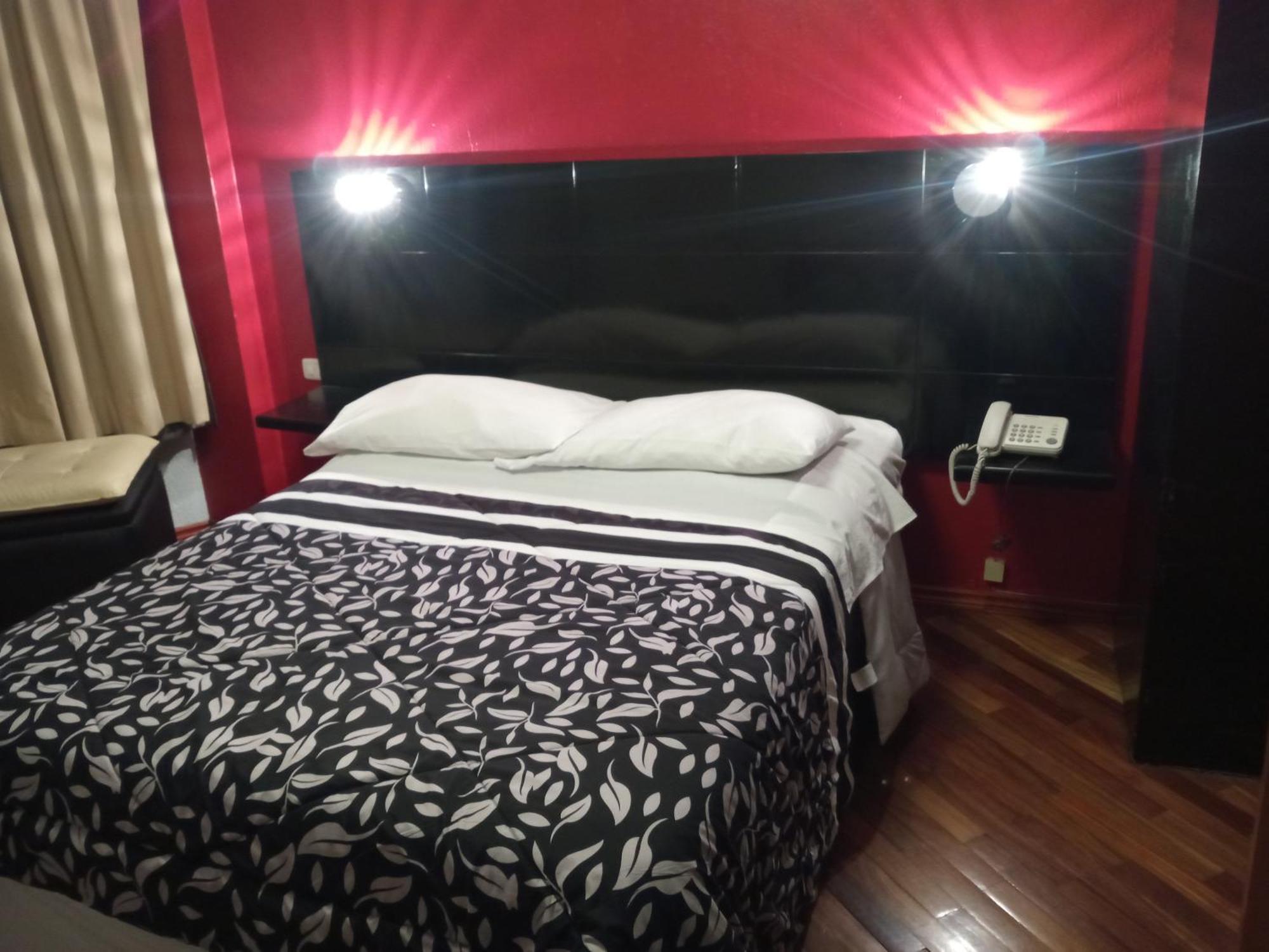 קיטו Hostal Capri מראה חיצוני תמונה