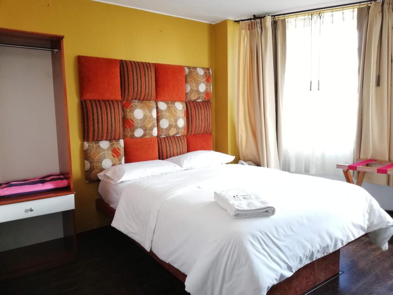 קיטו Hostal Capri מראה חיצוני תמונה